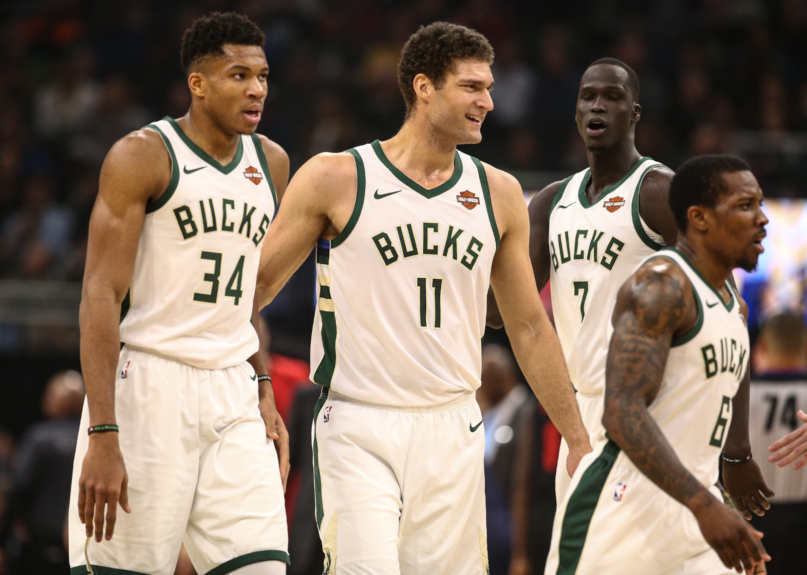 9Games-关于密尔沃基雄鹿迎全明星赛关键赛，转会期迎来里程碑，媒体盛赞，资深球员宣示担当的信息